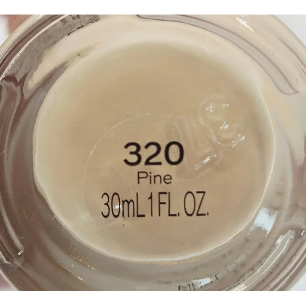 Shiseido Revitalessence Skin Glow Foundation SPF 30 320 Pine 1oz 30ml